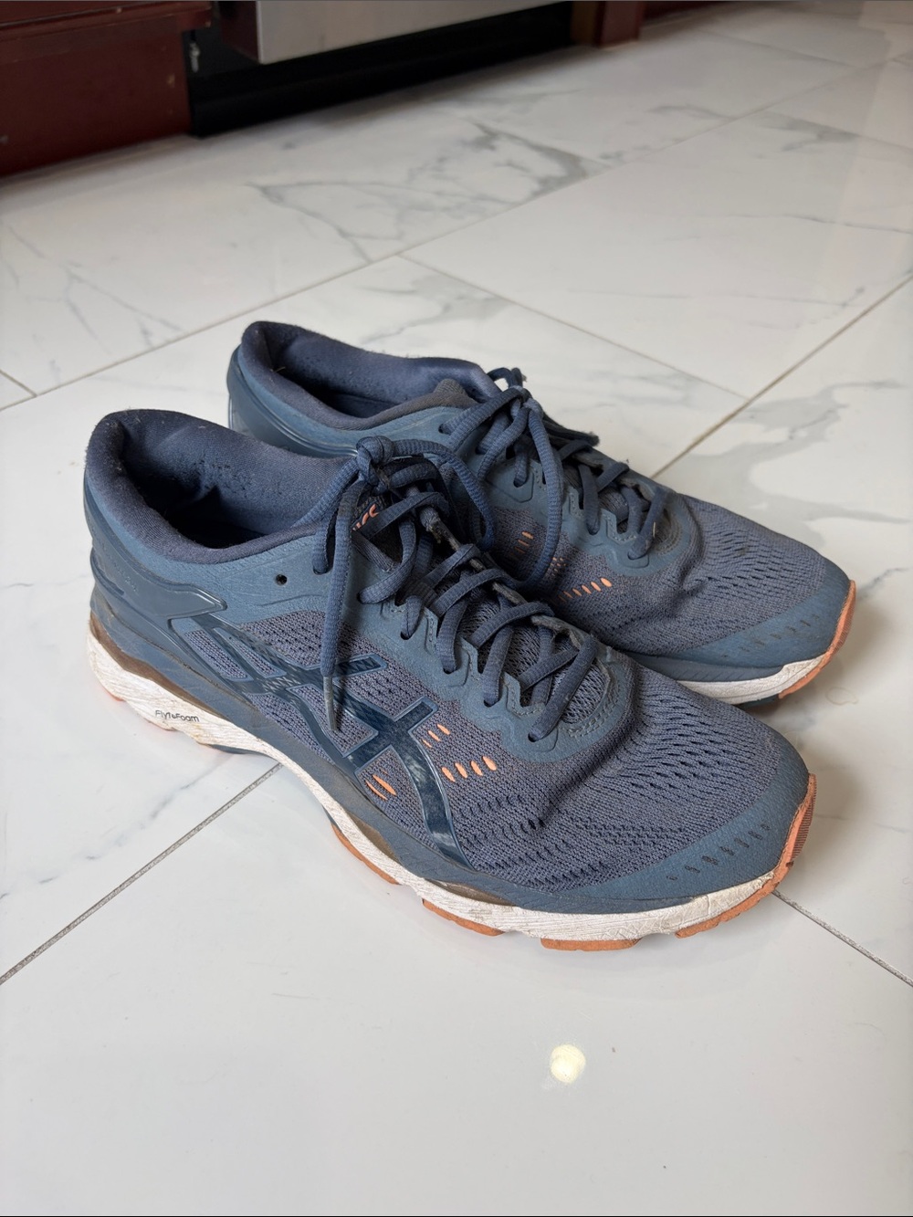 Women’s Asics Gel-Kayano 24 Running Shoes
